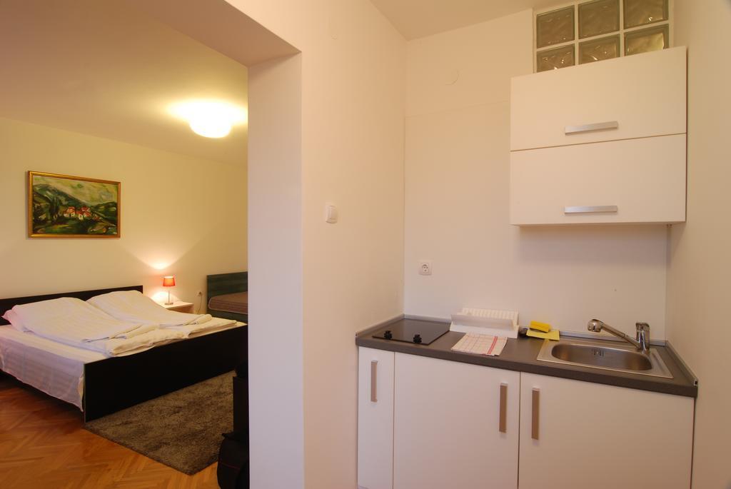 Hotel Vrnjci House Vrnjačka Banja Zimmer foto